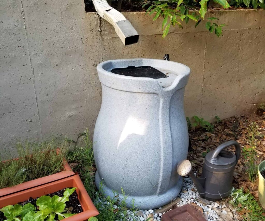 Rain barrel